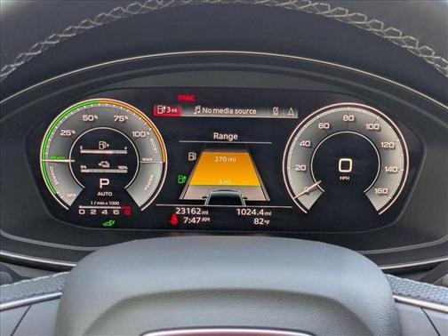 Chronos Gray Metallic 2023 Audi Q5 55 S line Prestige
