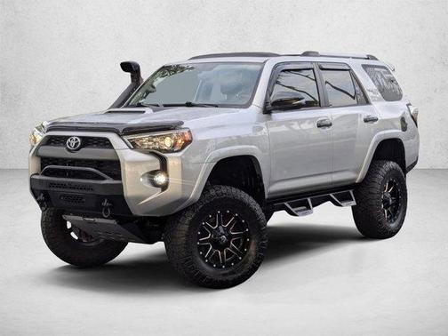 Classic Silver Metallic 2018 Toyota 4Runner TRD Off Road Premium