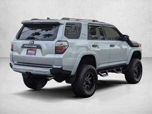 Classic Silver Metallic 2018 Toyota 4Runner TRD Off Road Premium