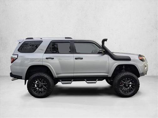Classic Silver Metallic 2018 Toyota 4Runner TRD Off Road Premium