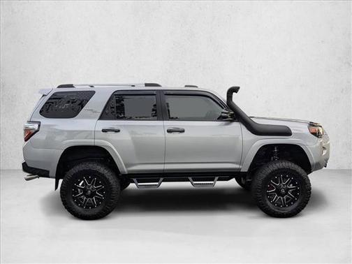 Classic Silver Metallic 2018 Toyota 4Runner TRD Off Road Premium