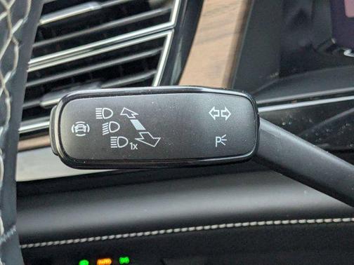 Deep Black Pearl [Bl 2025 Volkswagen Atlas 2.0T SE w/Technology
