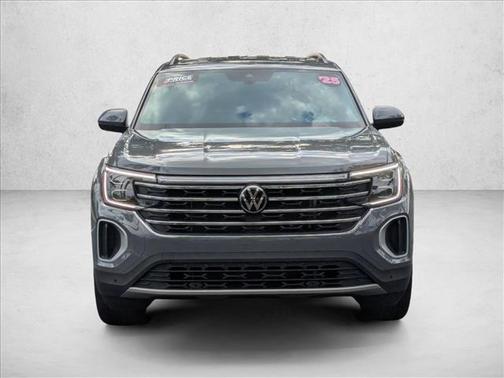Deep Black Pearl [Bl 2025 Volkswagen Atlas 2.0T SE w/Technology