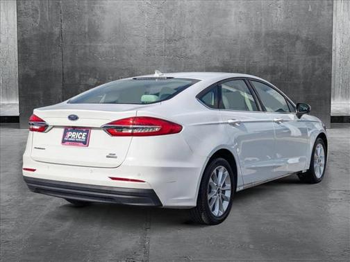 2020 Ford Fusion Hybrid SE