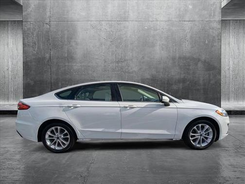2020 Ford Fusion Hybrid SE