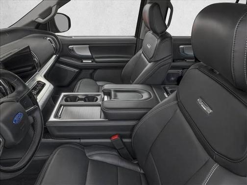 Star White Metallic Tri-Coat 2026 Ford Expedition Max Platinum