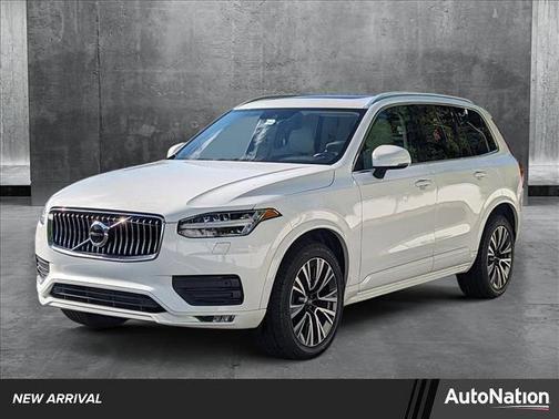 2021 Volvo XC90 T5 Momentum