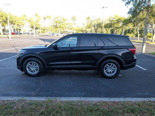 Agate Black Metallic 2026 Ford Explorer Active