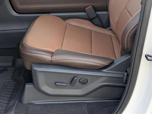 Star White Metallic Tri-Coat 2026 Ford Expedition Max King Ranch