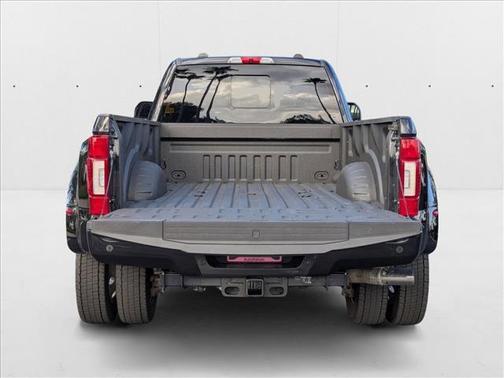 2022 Ford F-450 Limited
