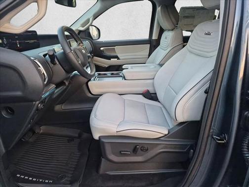 Nocturnal Blue Metallic 2027 Ford Expedition Max Platinum