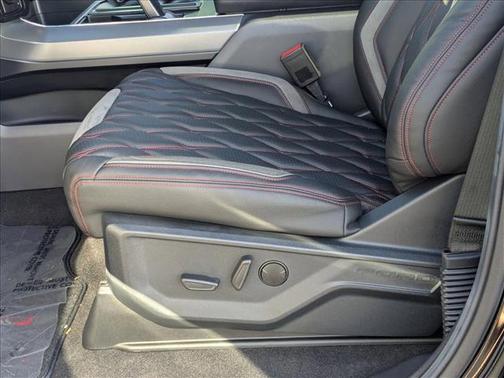 Agate Black Metallic 2026 Ford F-150 XLT