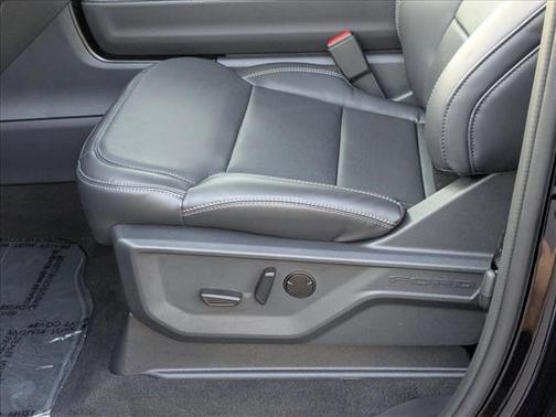 Agate Black Metallic 2026 Ford Expedition Max Platinum