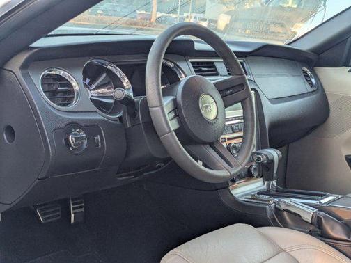 2010 Ford Mustang GT Premium