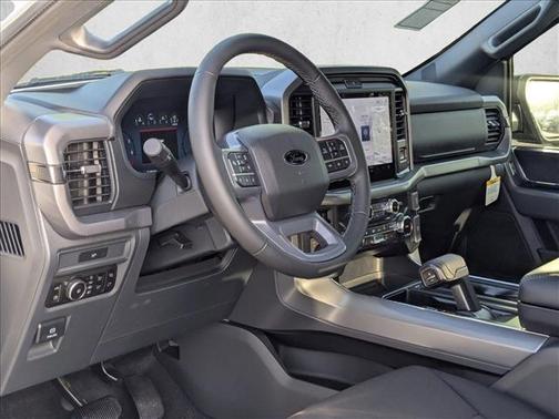Avalanche 2026 Ford F-150 XLT