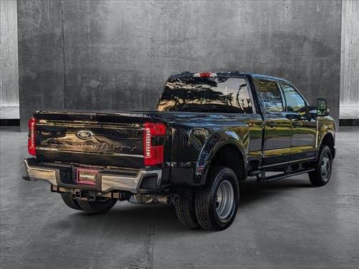 2025 Ford F-350 XLT