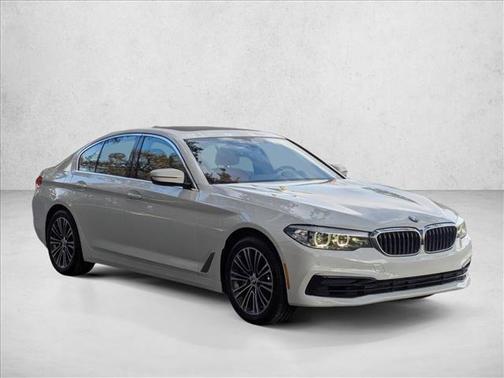 2019 BMW 540 540i