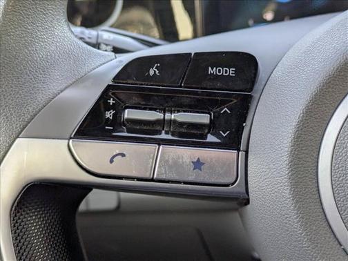 Fluid Metal 2024 Hyundai ELANTRA SEL