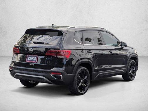Deep Black Pearl [Bl 2022 Volkswagen Taos 1.5T SE