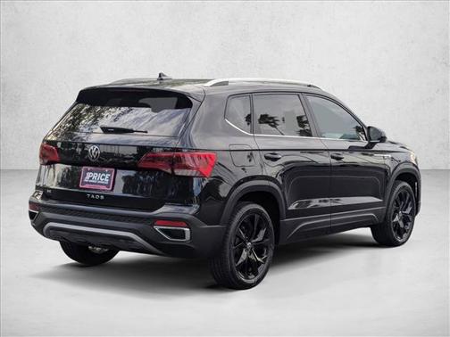 Deep Black Pearl [Bl 2022 Volkswagen Taos 1.5T SE