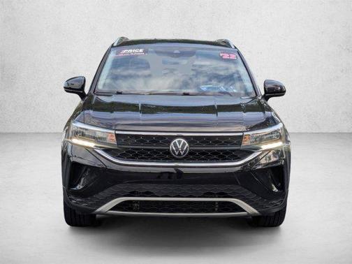 Deep Black Pearl [Bl 2022 Volkswagen Taos 1.5T SE