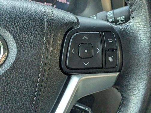 2016 Toyota Sienna XLE