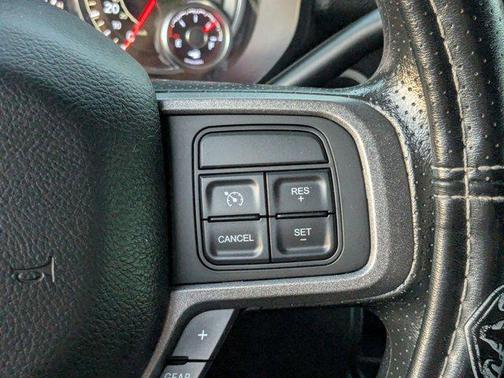 2022 RAM 3500 Tradesman Crew Cab 4x4 8' Box