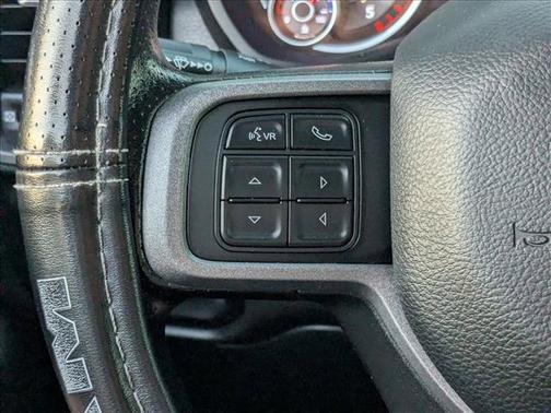 Bright White Clearcoat 2022 RAM 3500 Tradesman Crew Cab 4x4 8' Box