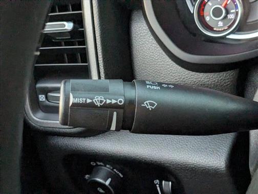 Bright White Clearcoat 2022 RAM 3500 Tradesman Crew Cab 4x4 8' Box