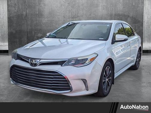 2018 Toyota Avalon XLE Plus