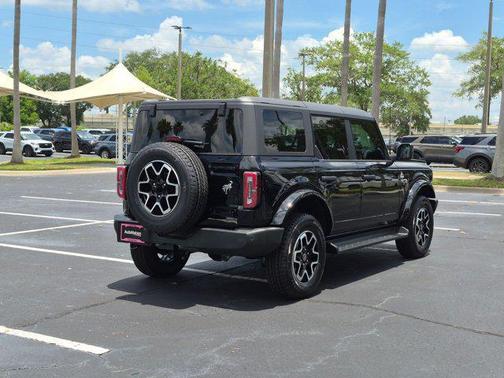 Shadow Black 2026 Ford Bronco Outer Banks