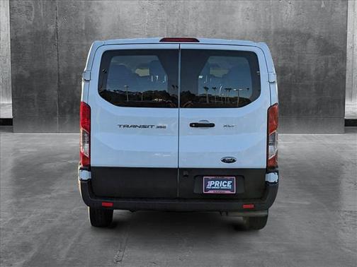 2022 Ford Transit-350 XLT
