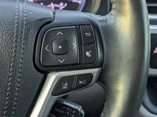 2018 Toyota Highlander Limited Platinum