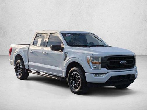 Oxford White 2021 Ford F-150 XLT