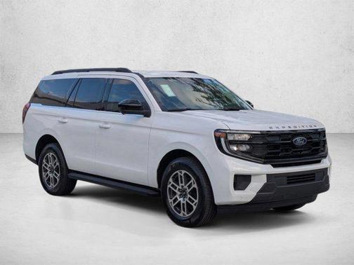 Oxford White 2026 Ford Expedition Active