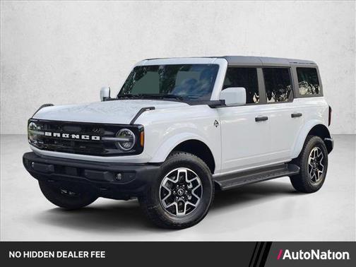 Oxford White 2026 Ford Bronco Outer Banks
