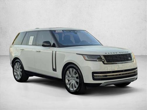Fuji White 2023 Land Rover Range Rover P400 SE