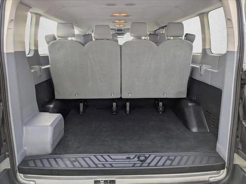 Ingot Silver Metallic 2018 Ford Transit-350 XLT