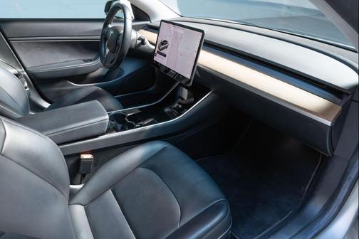 2017 Tesla Model 3 Long Range