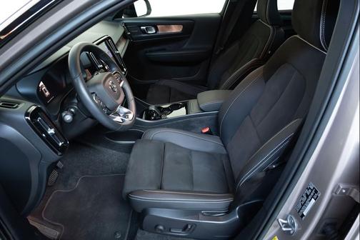 2023 Volvo XC40 Recharge Pure Electric Twin Ultimate