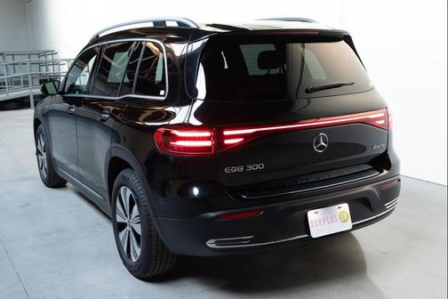 2024 Mercedes-Benz EQB 300 4MATIC
