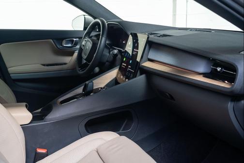 2022 Polestar 2 Long Range Dual Motor