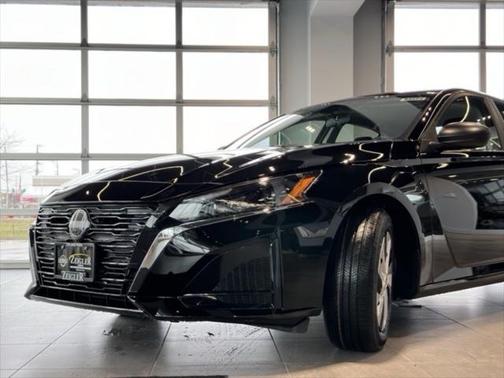 2025 Nissan Altima S FWD