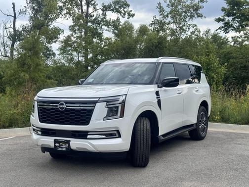 2025 Nissan Armada Platinum 4WD