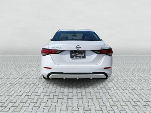 Aspen White Tricoat 2023 Nissan Sentra SV