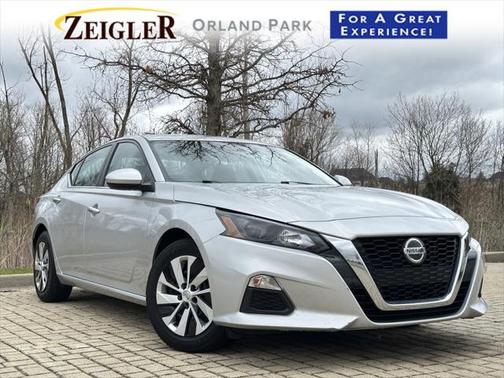 2022 Nissan Altima S FWD