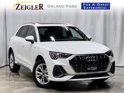 2023 Audi Q3 Premium 45 TFSI S line quattro Tiptronic