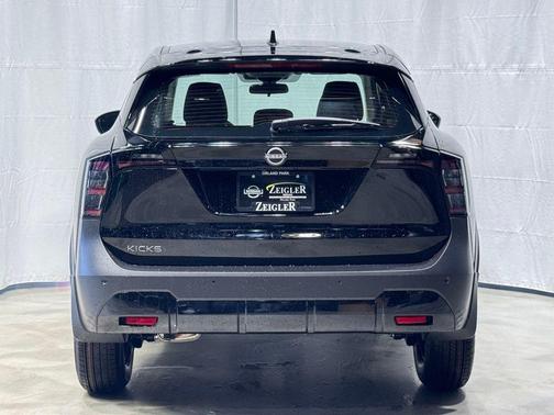2026 Nissan Kicks S