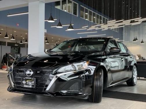 2025 Nissan Altima S FWD