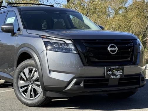 2025 Nissan Pathfinder SV 4WD
